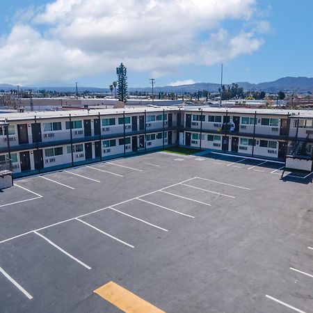 Inland Inn & Suites San Bernardino Exterior photo