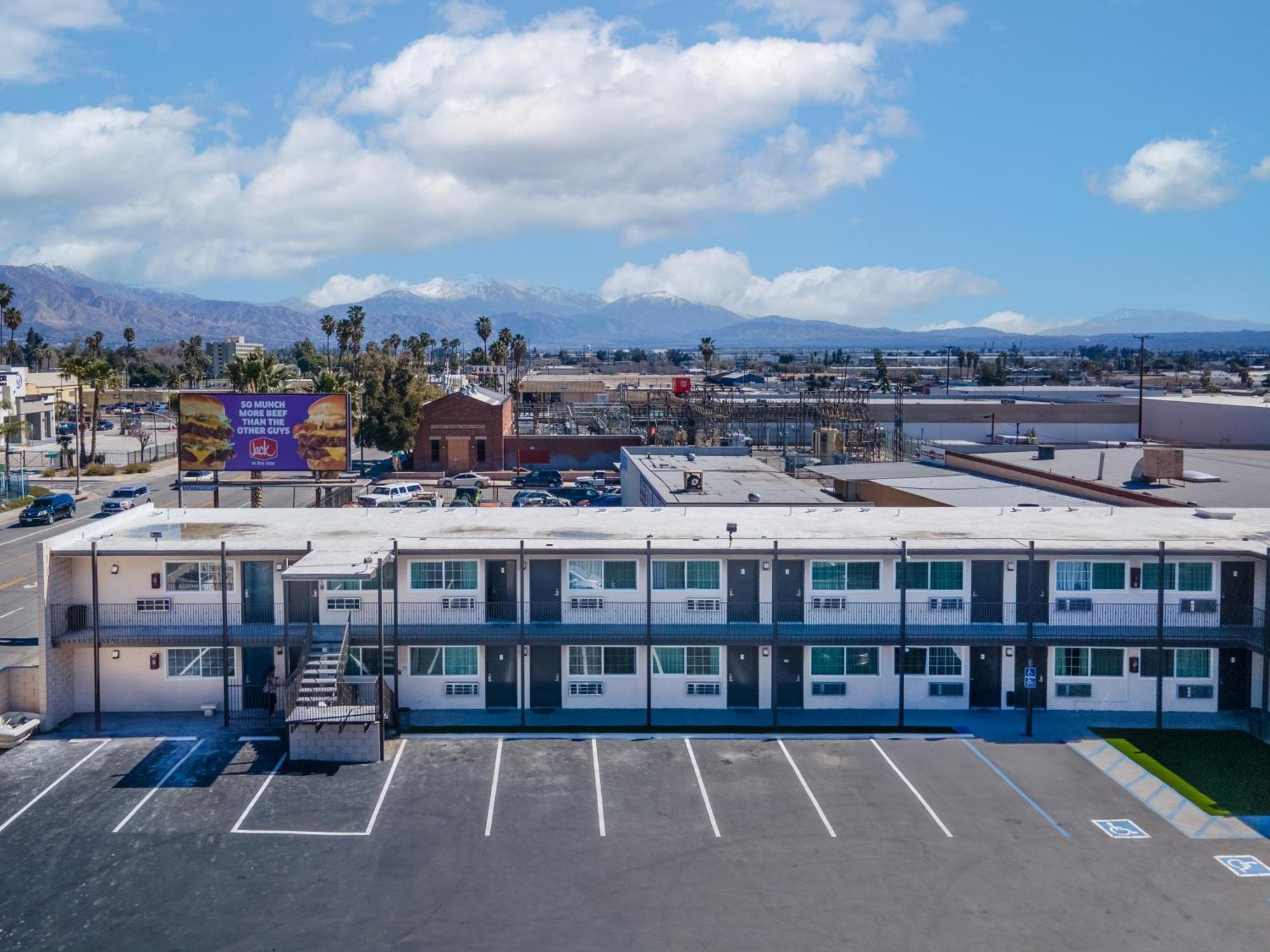 Inland Inn & Suites San Bernardino Exterior photo
